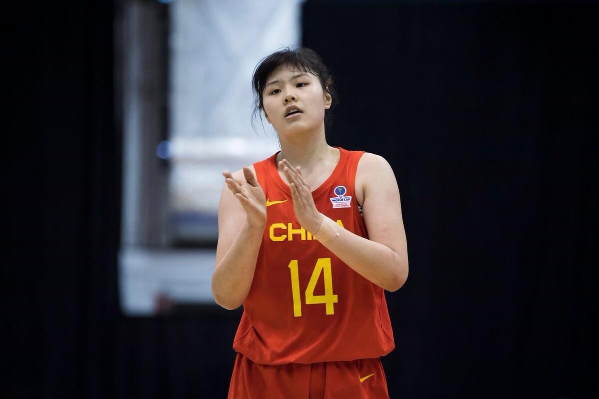 吉林女篮士气高涨，取得胜利！