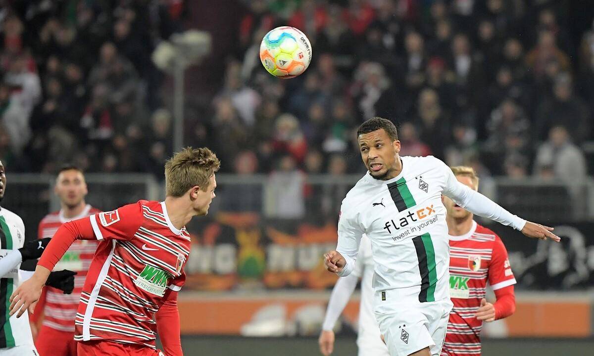 奥格斯堡颓势难挡，全队反思训练计划