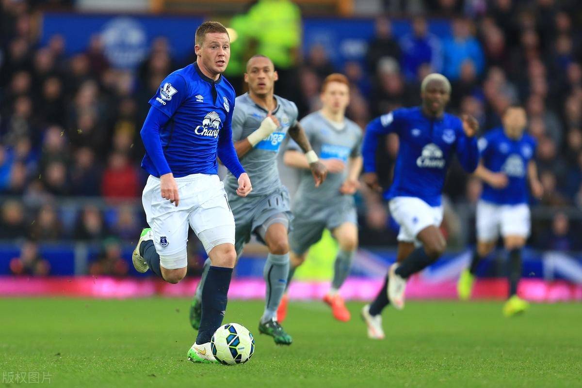 关于纽卡斯尔逆转埃弗顿，取得胜利关键！的信息