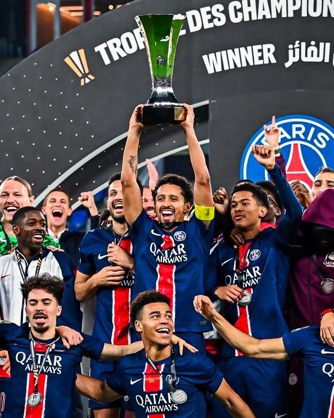 法国队成功晋级四分之一决赛