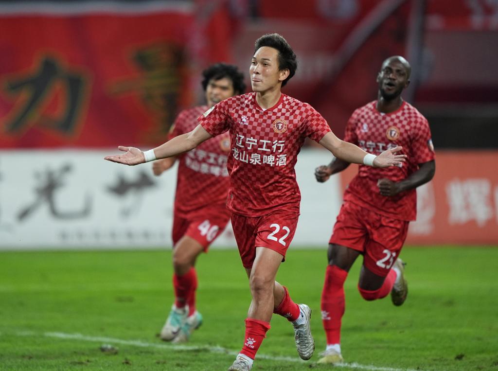 辽宁沈阳东进队风马牛不相及，斩获胜利