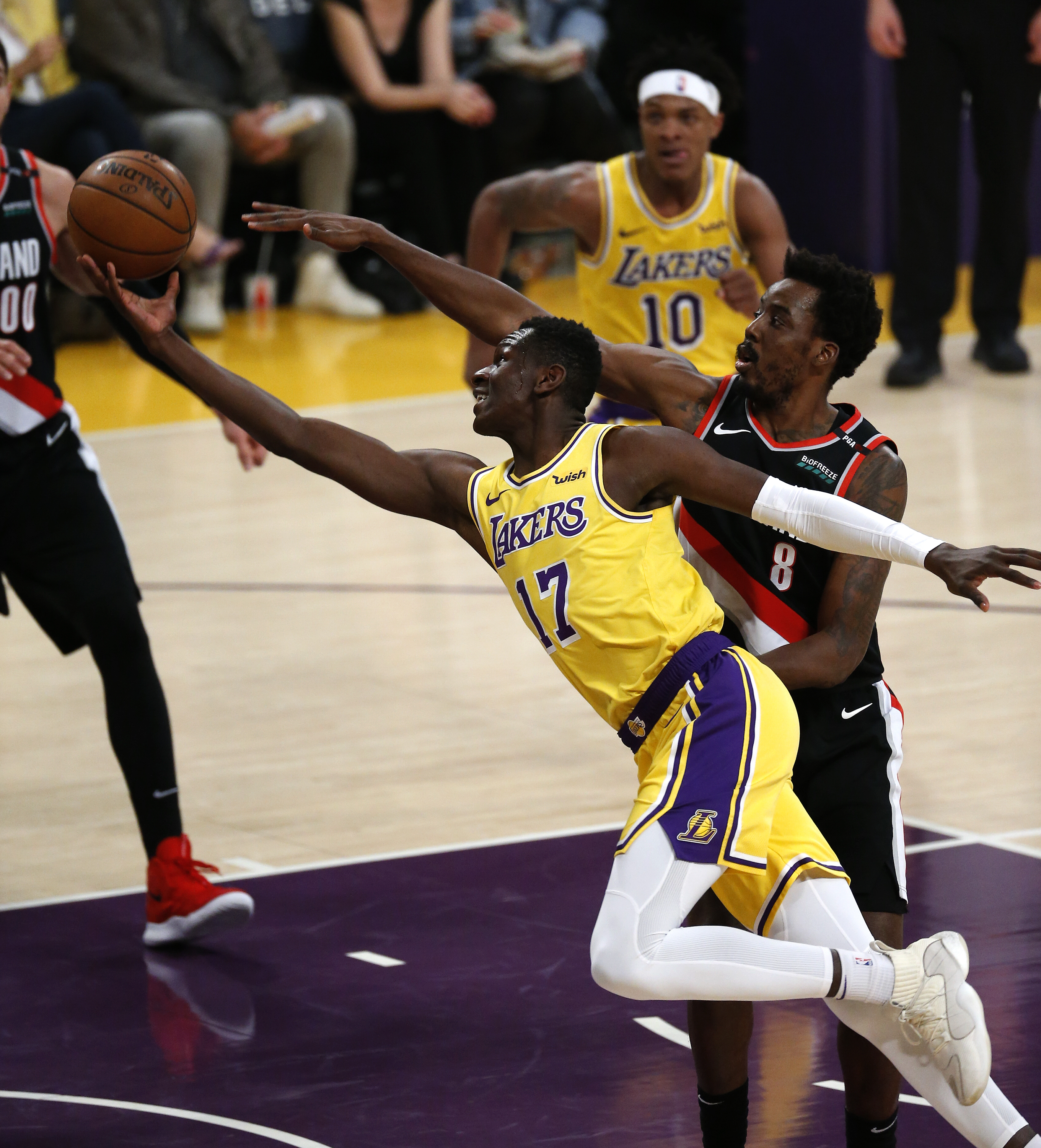 精彩对决，球星们的激烈较量