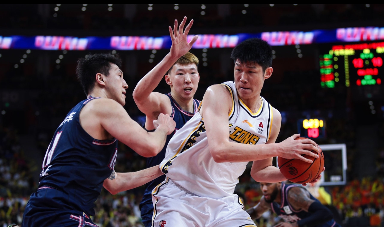 吴前送出4次马塔和10助，广厦以82-72获得胜利的简单介绍