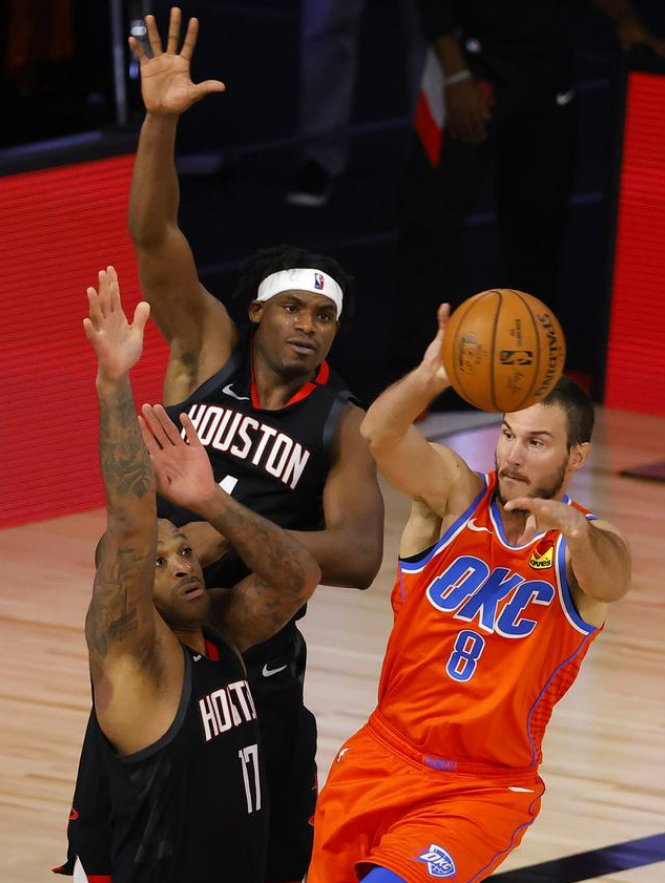 火箭东部半决赛三战全胜,轻松晋级 火箭东部半决赛三战全胜,轻松晋级